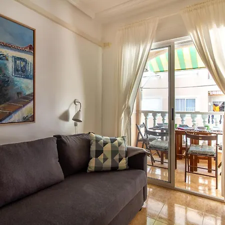 Apartment 2 Bedroom Beautiful In *
