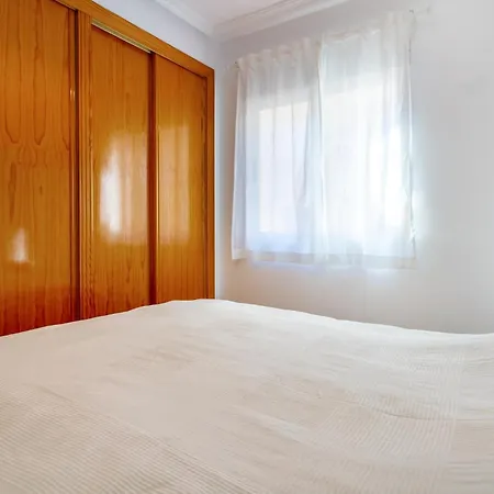 2 Bedroom Cozy In