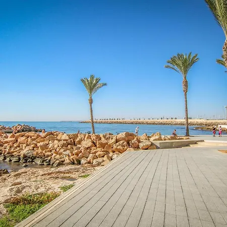 2 Bedroom Cozy In Torrevieja