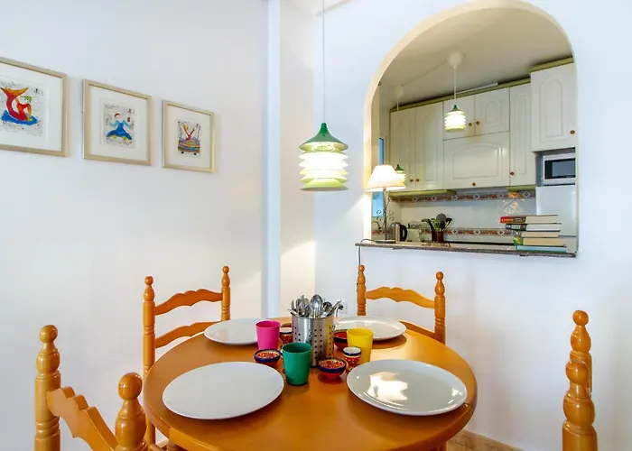 Appartamento 2 Bedroom Cozy In Torrevieja