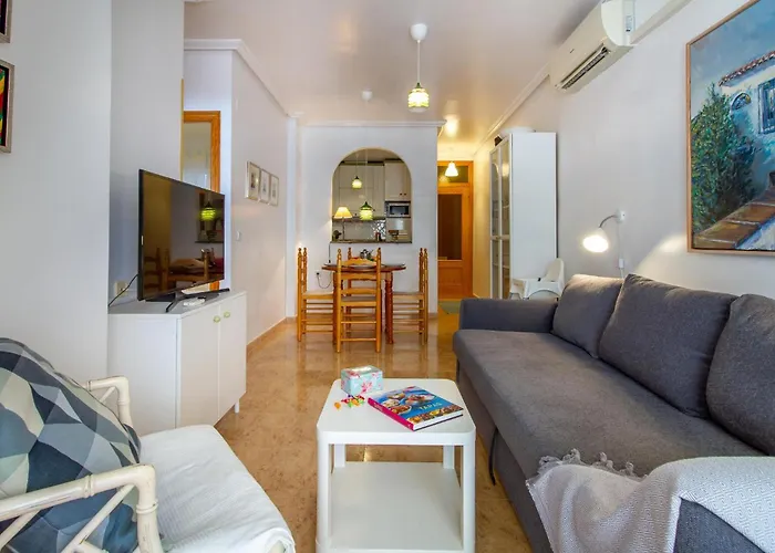 Appartamento 2 Bedroom Cozy In *