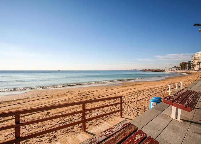 2 Bedroom Cozy In Appartamento *